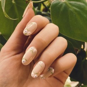 Flower Nails